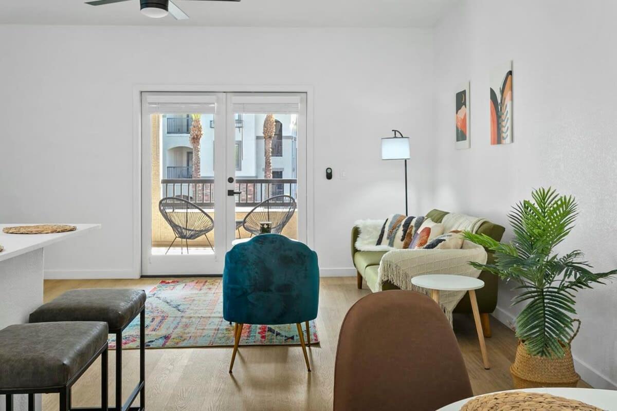 Cozysuites Glendale By The Stadium With Pool 02 Экстерьер фото